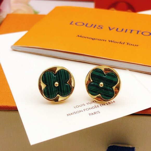 Louis Vuitton earrings💯‼ - Picture 5 of 5